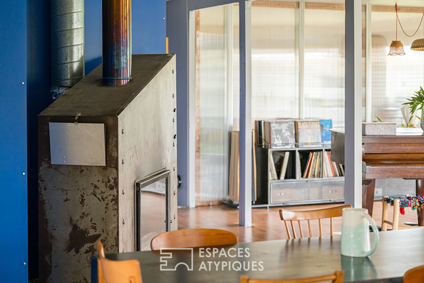 Ecological loft-style house with garden