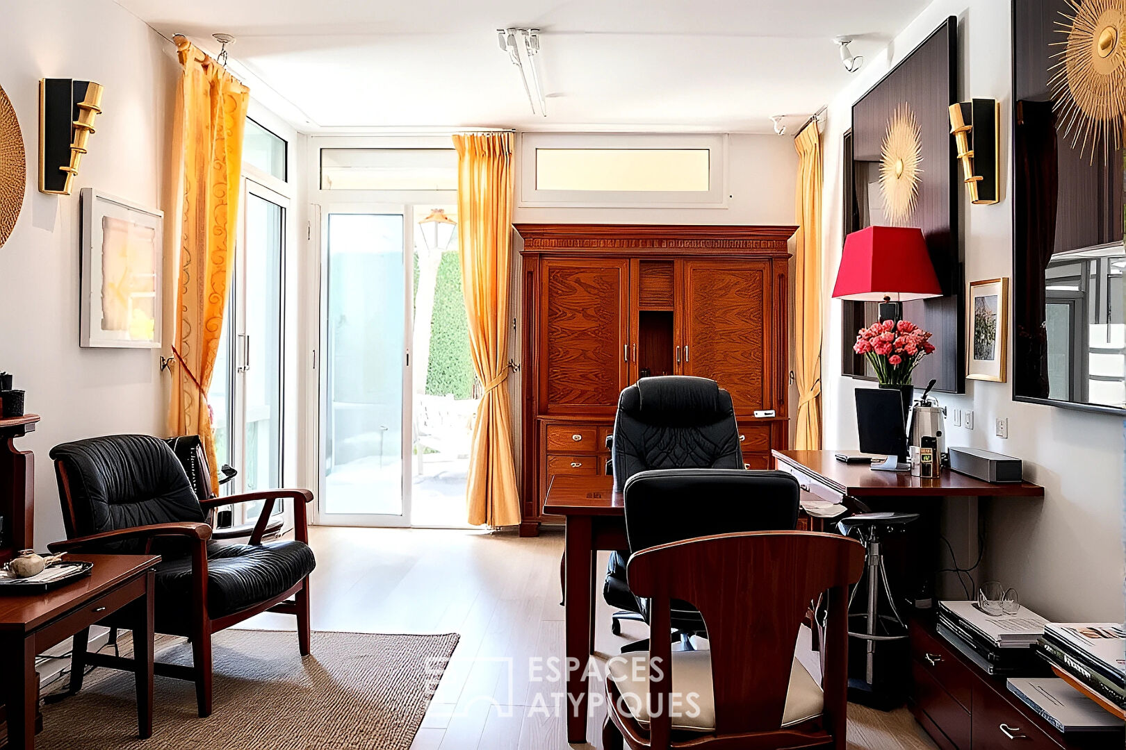 Artist’s villa on the heights of Beausset