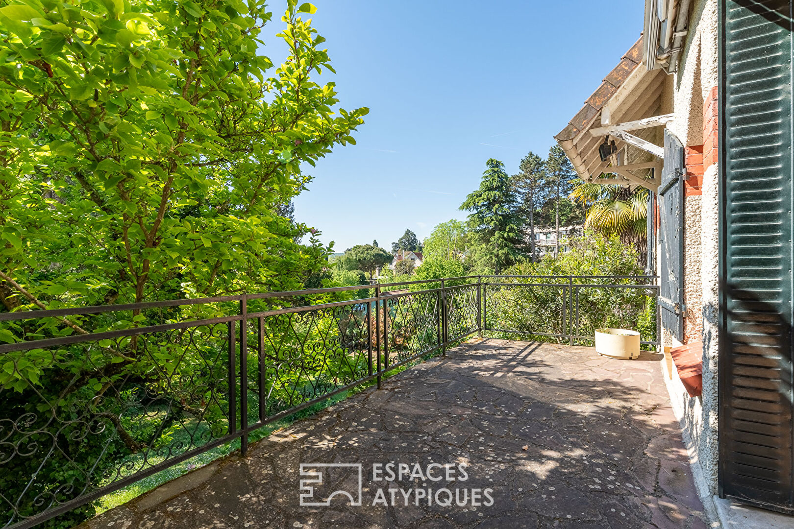 House with great potential to reinterpret