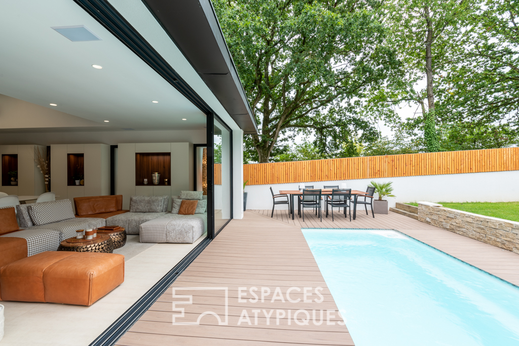 Elegant architect-designed villa fifteen minutes from Rennes