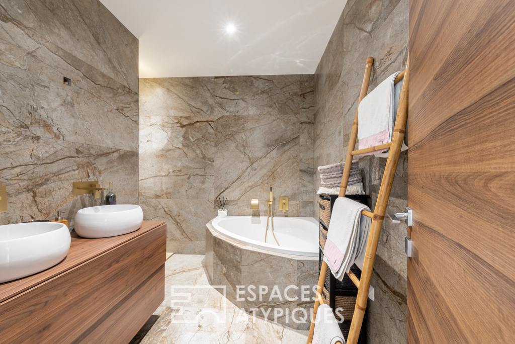 Elegant architect-designed villa fifteen minutes from Rennes