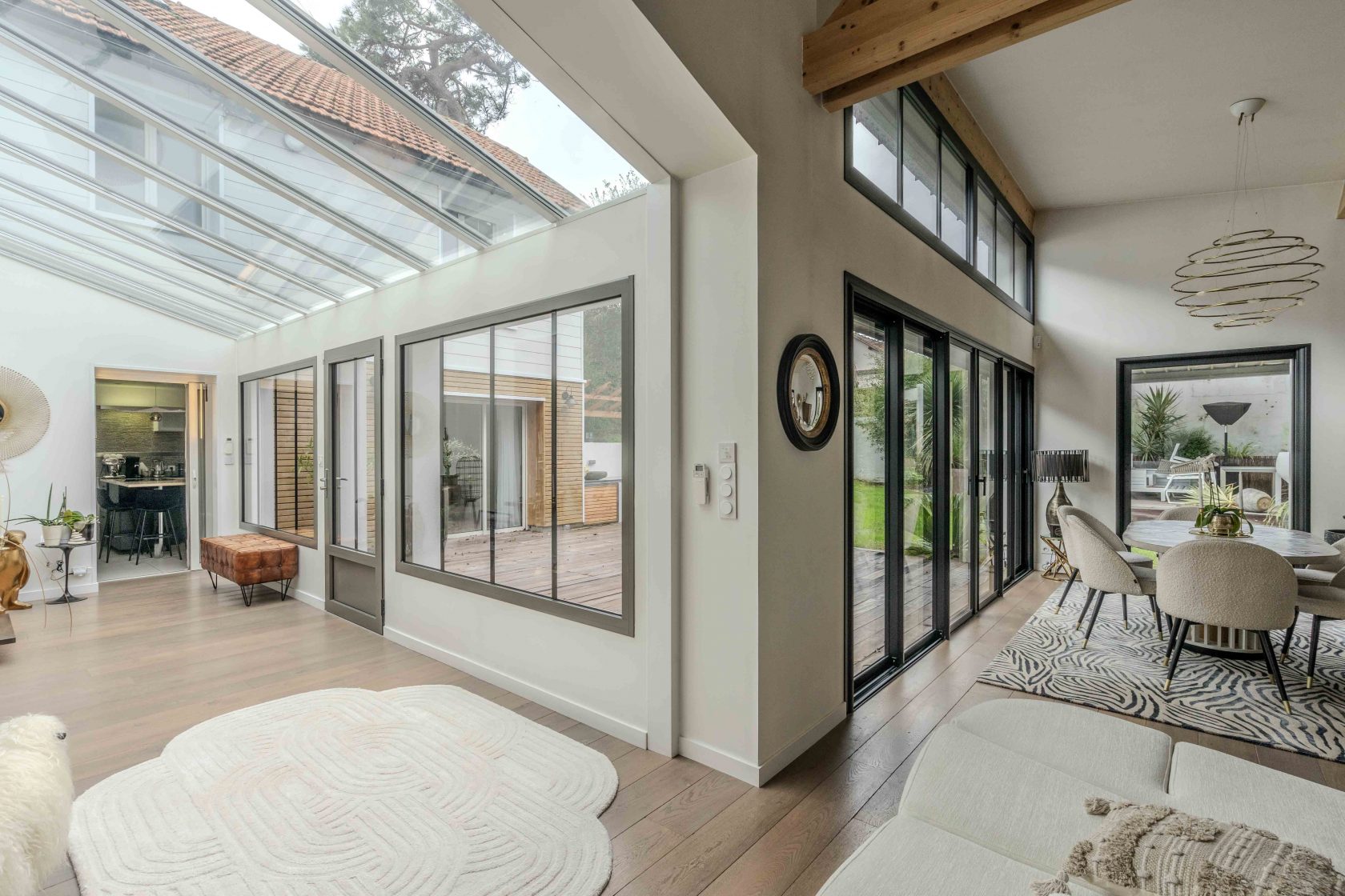 Villa haute gamme aux lignes contemporaines
