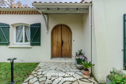 Élégante maison familiale, en parfaite immersion dans la nature