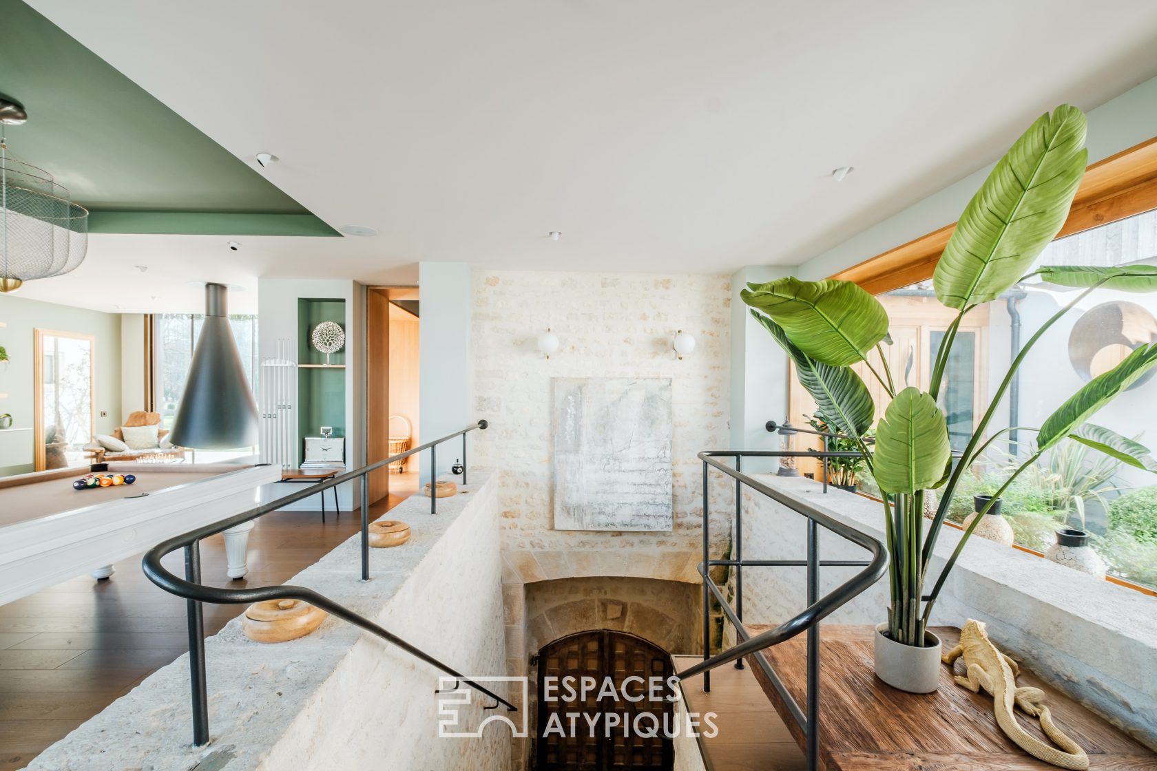 Exceptional architect-designed property