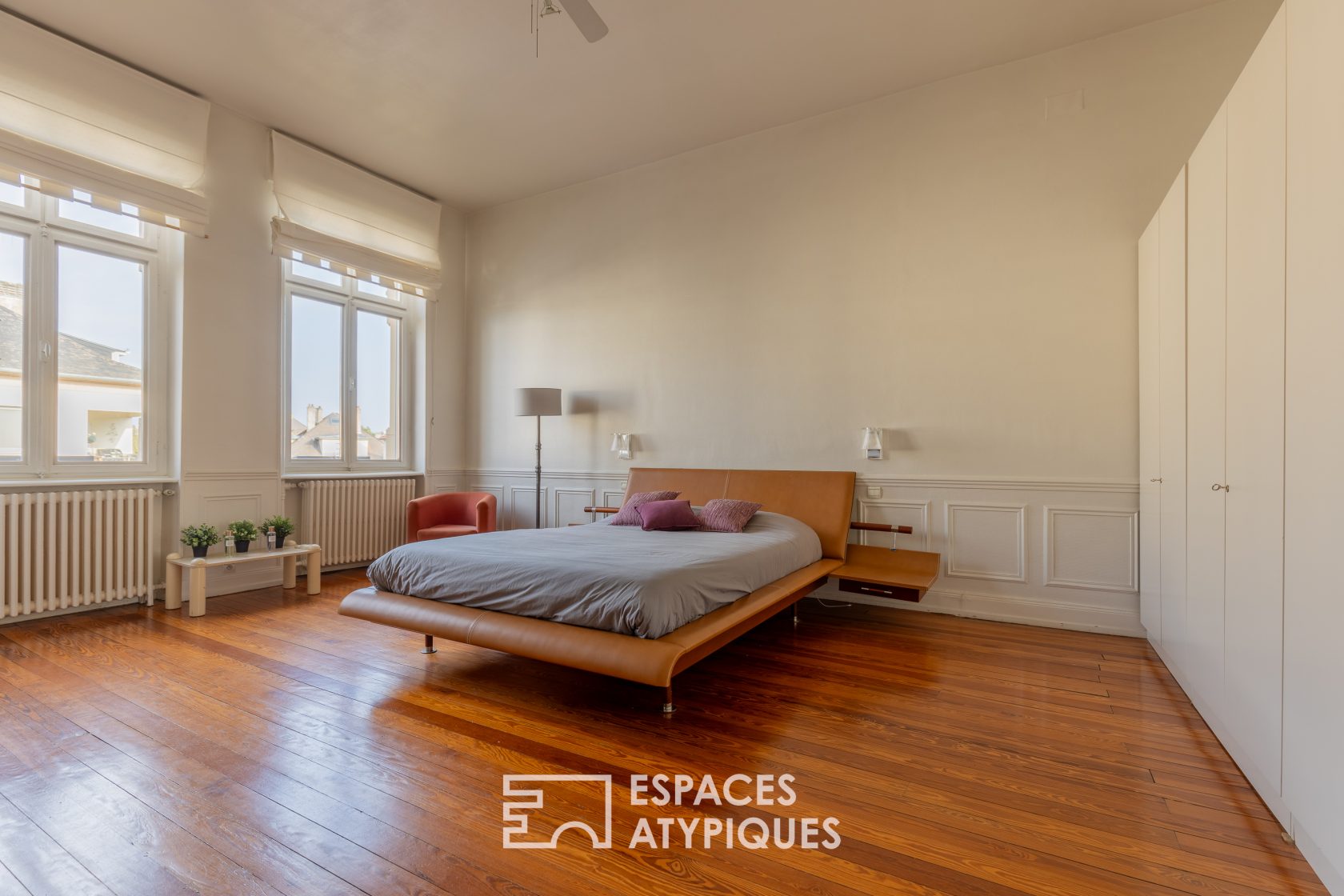 Élégante maison de maître avec piscine dans un quartier bourgeois