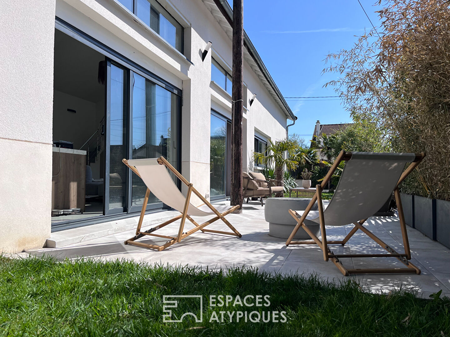 Ancien bâtiment industriel transformé en loft – Le Plessis Bouchard