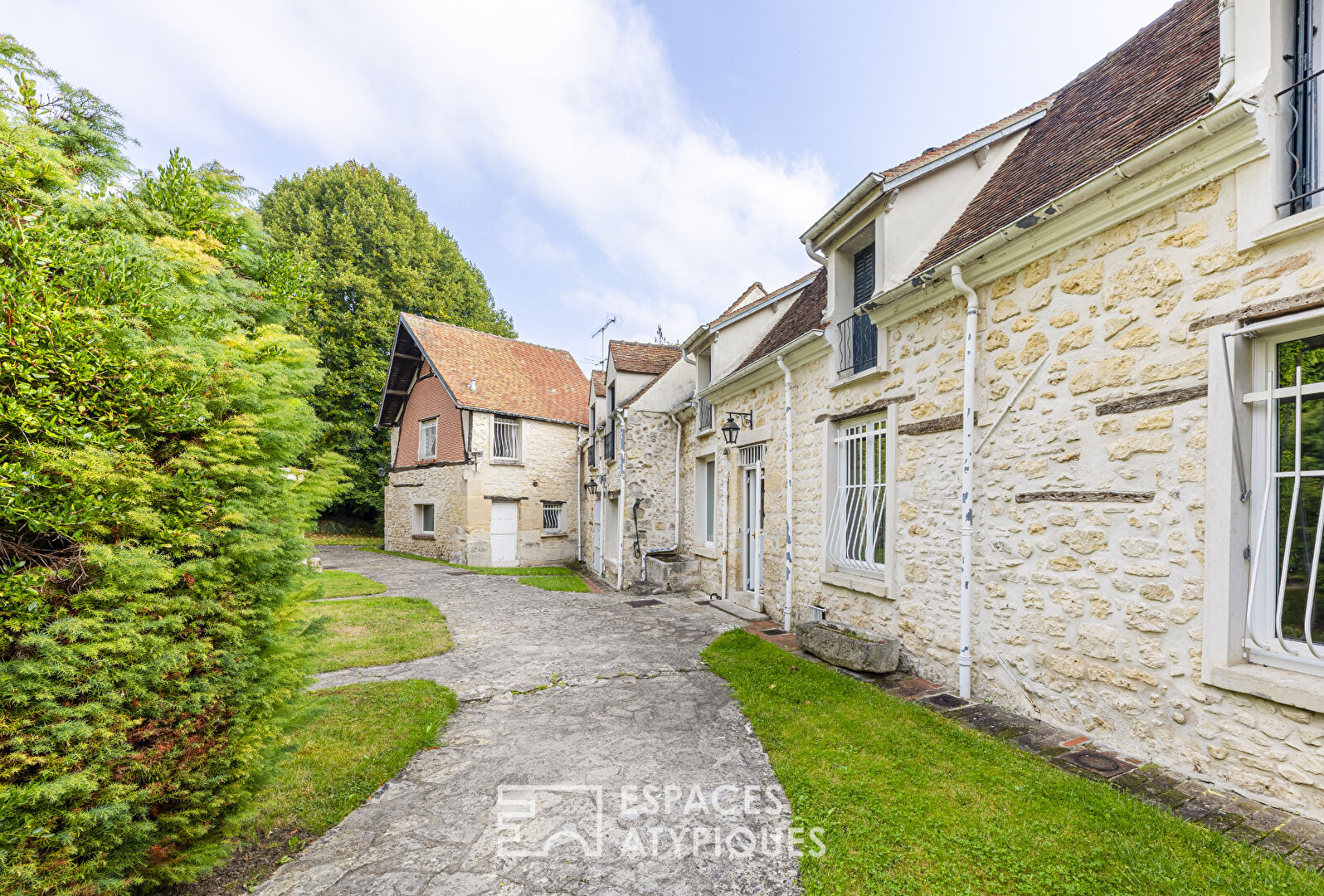 Propriété bourgeoise aux multiples ambitions proche l’Isle Adam