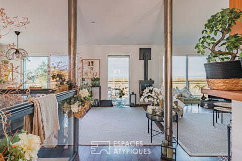 Charming frontline villa
