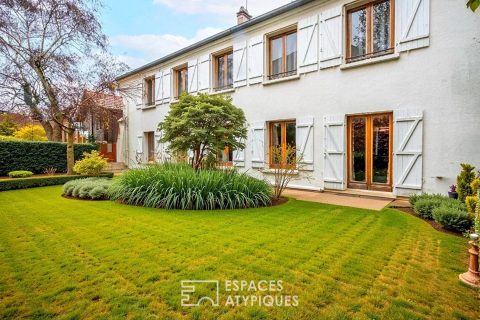Maison avec patio et jardin