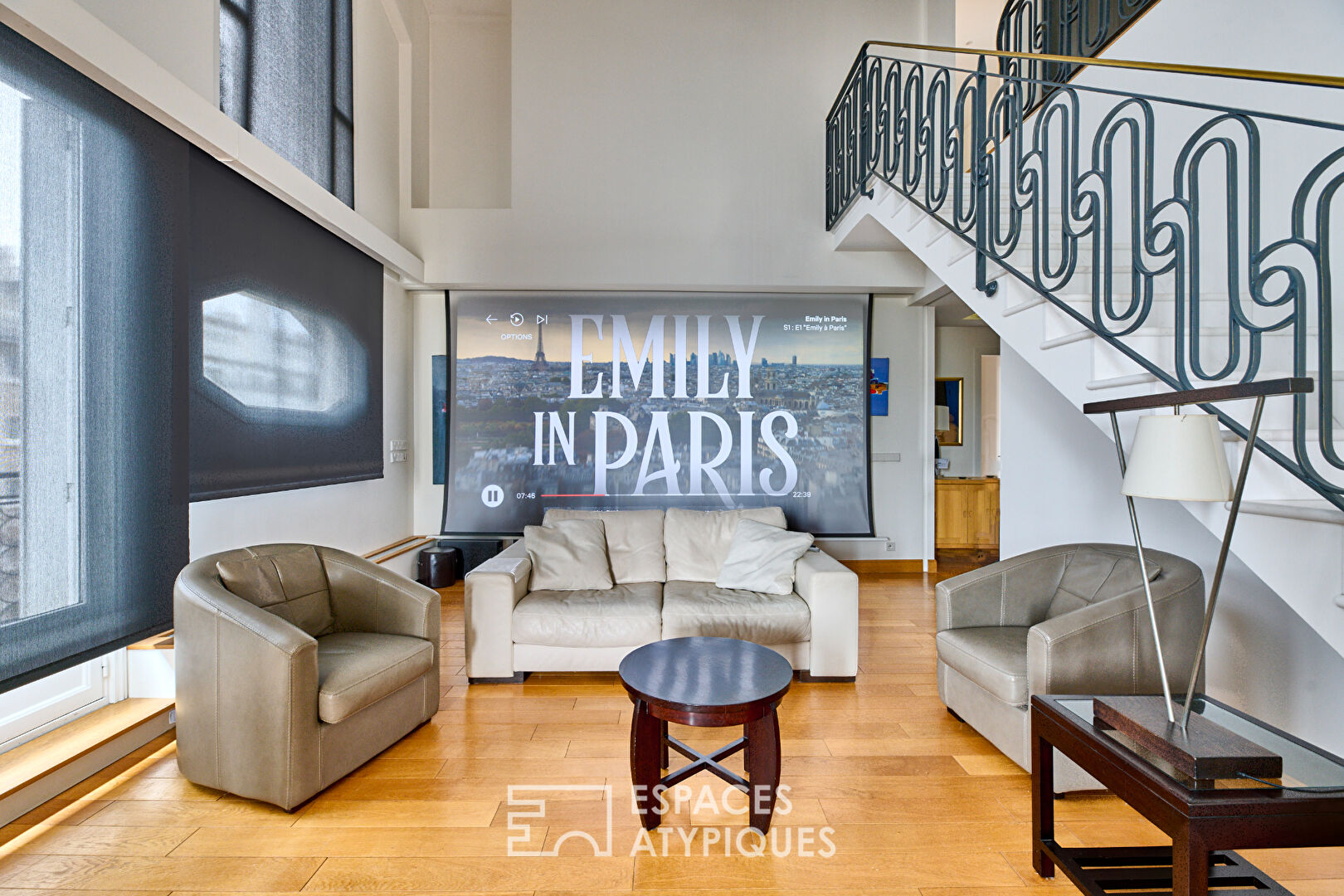 Étage élevé familial en duplex avec balcons et terrasse – Auteuil Sud