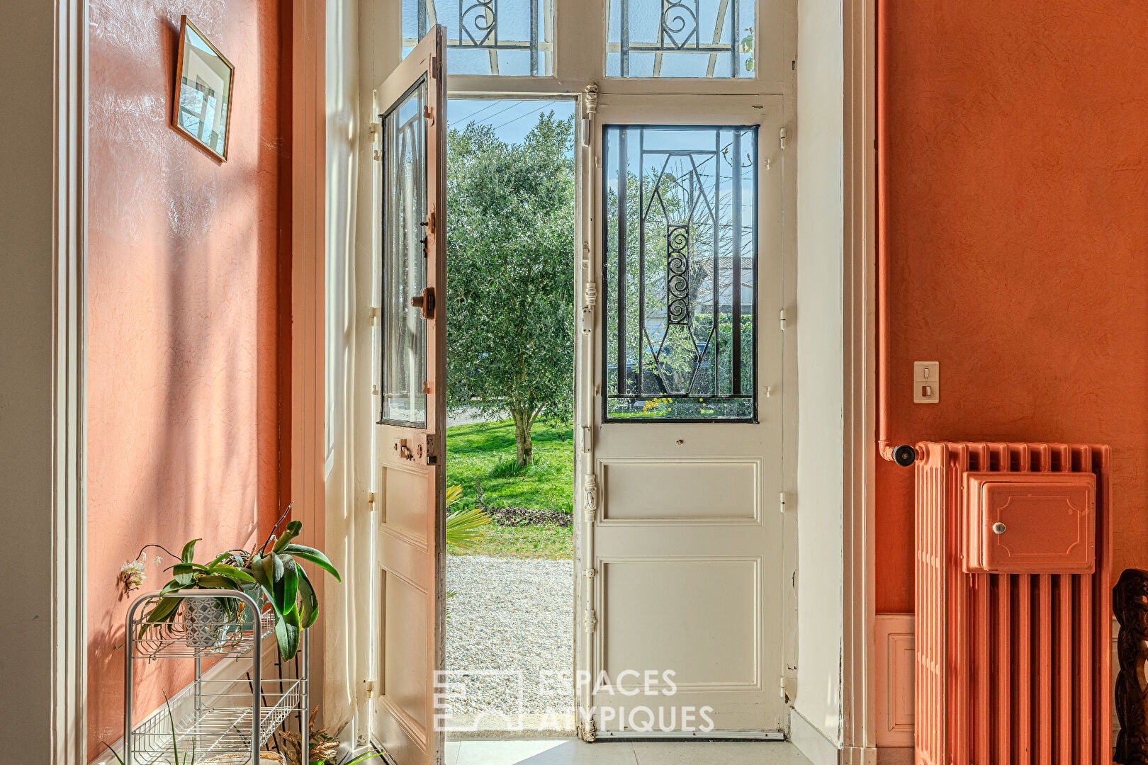 Elegant Mansion with Pool and Outbuildings in Haute-Goulaine