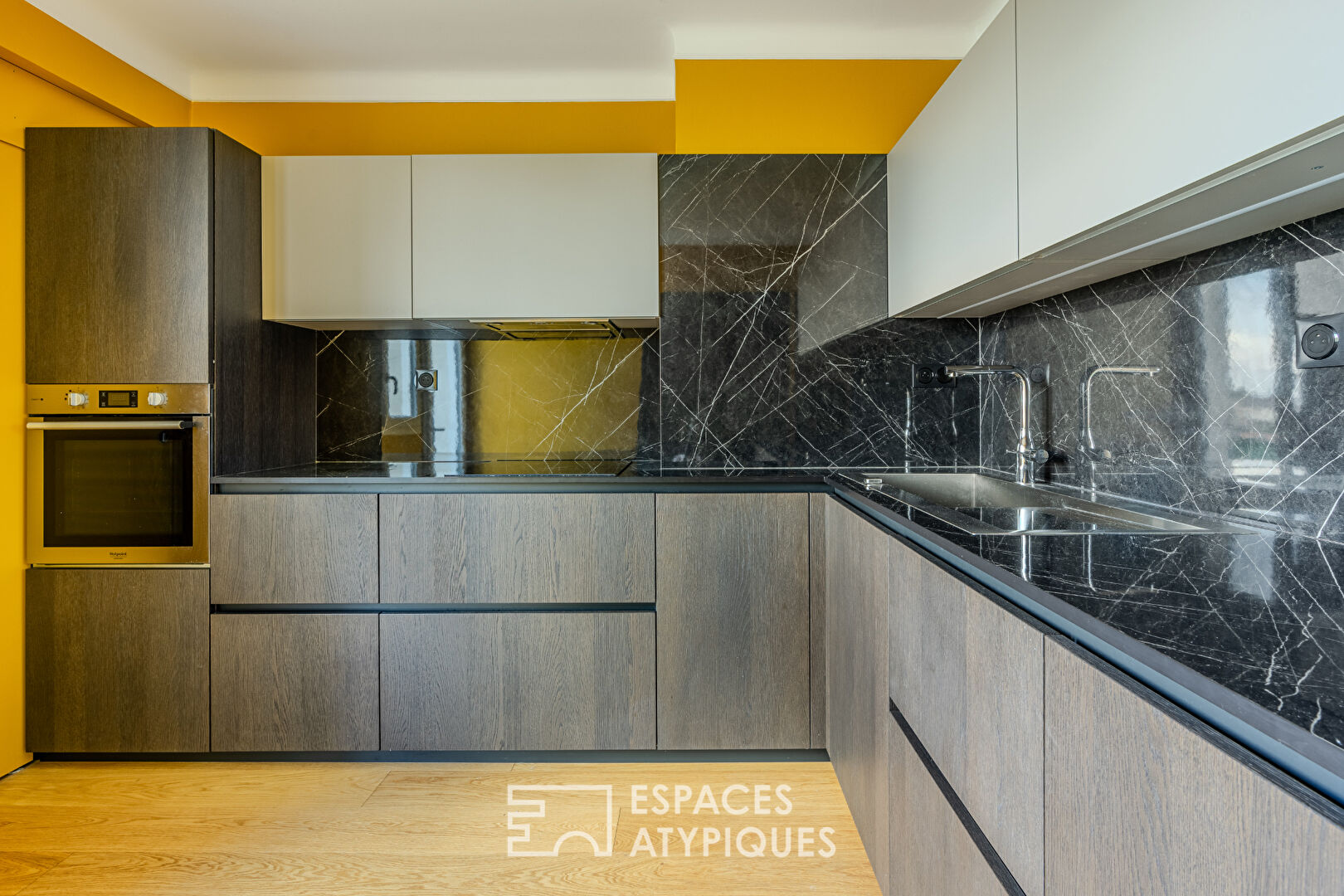 Procé- Hauts-Pavés Appartement dernier étage de 86 m2 avec terrasse et place de stationnement