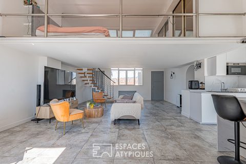 Loft d’exception situé au dernier étage avec extérieur