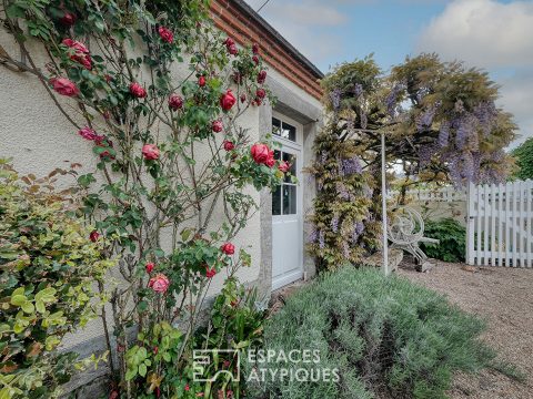 Longère au charme d’antan et son jardin paysager