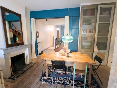 Furnished shop with cellar and 20m2 terrace – Saint-Genès district