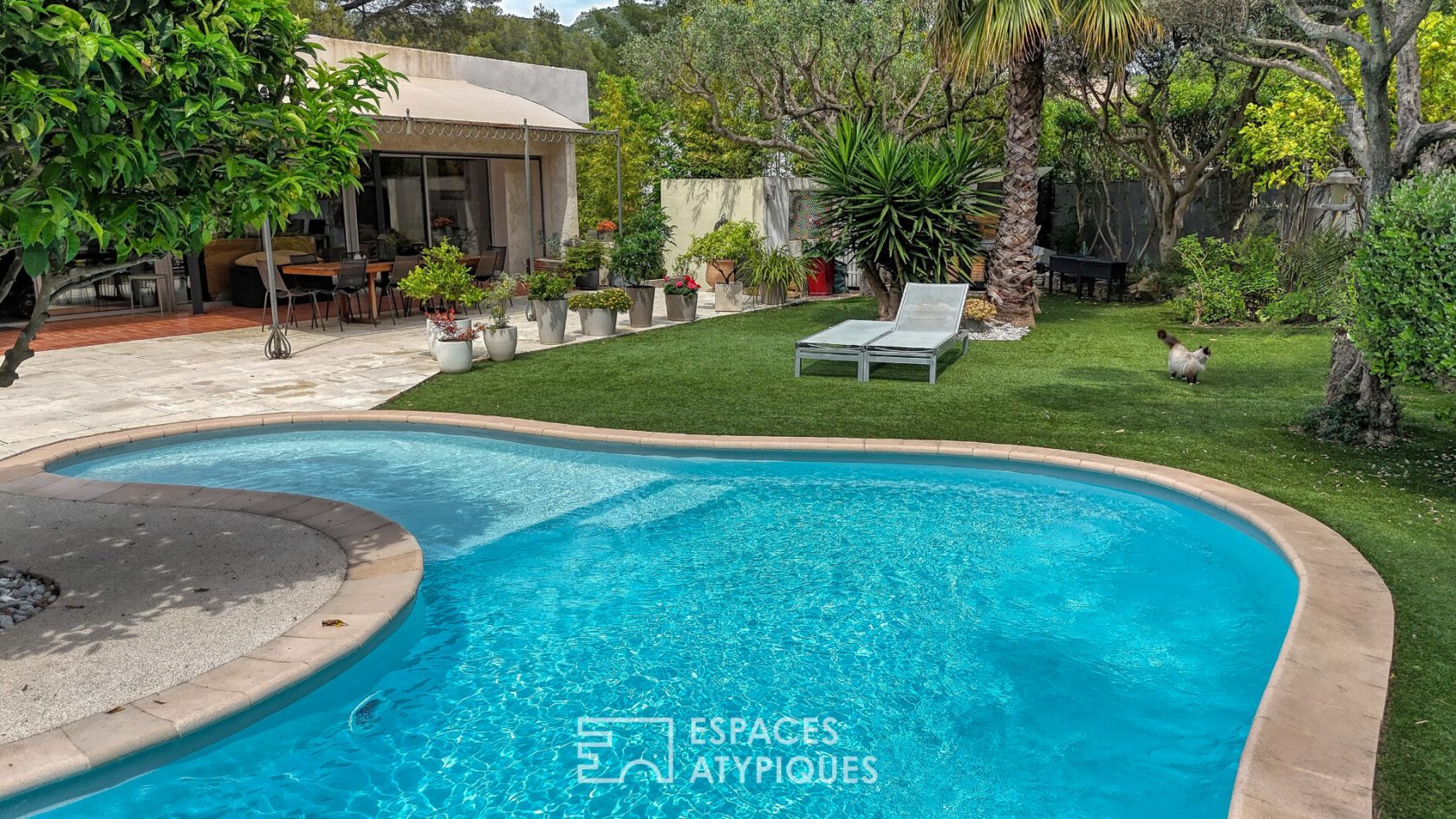 Californian-inspired villa in Toulon