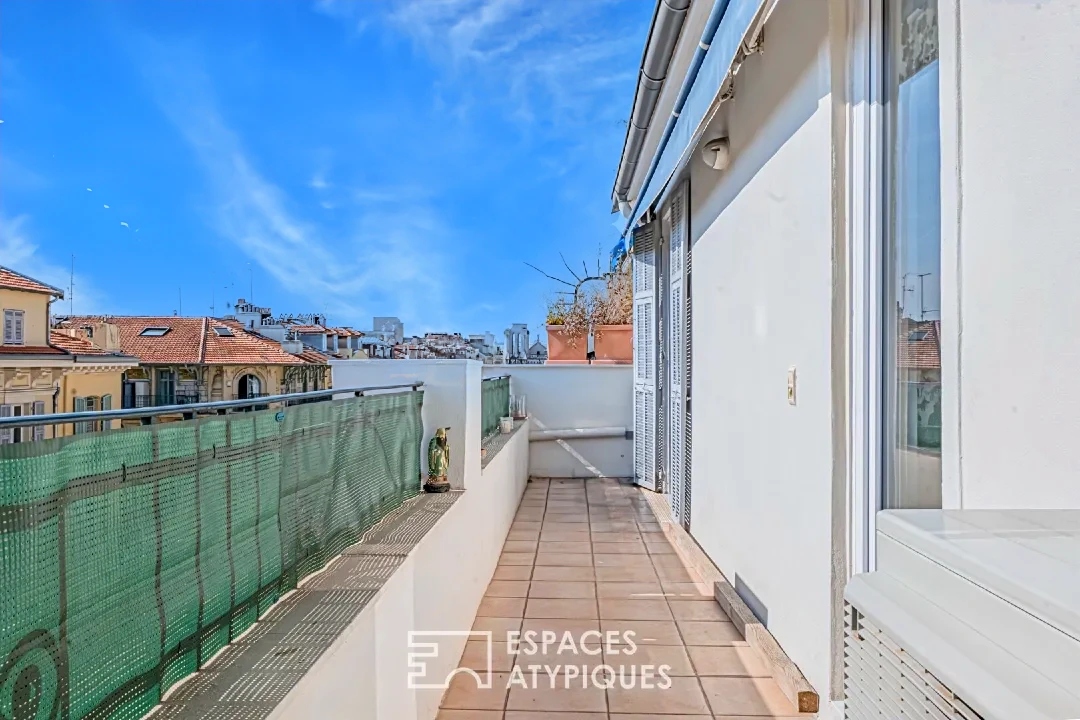 Loft d’exception situé au dernier étage avec extérieur