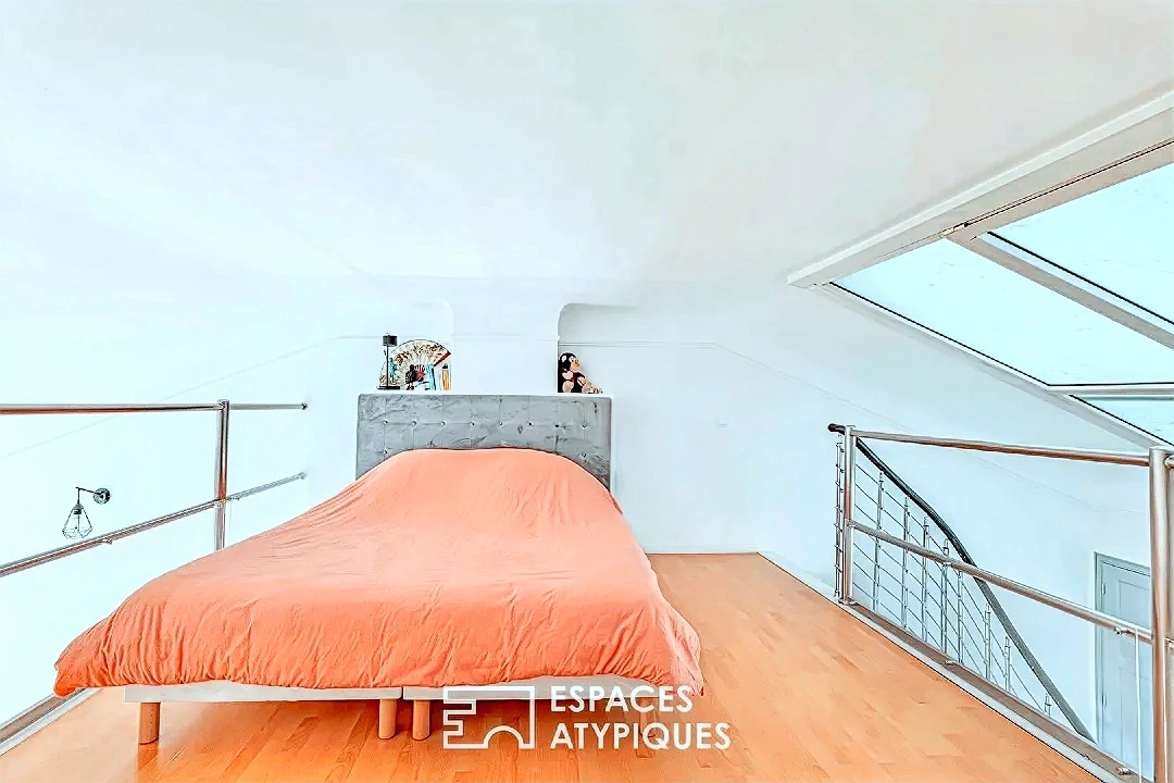 Loft d’exception situé au dernier étage avec extérieur