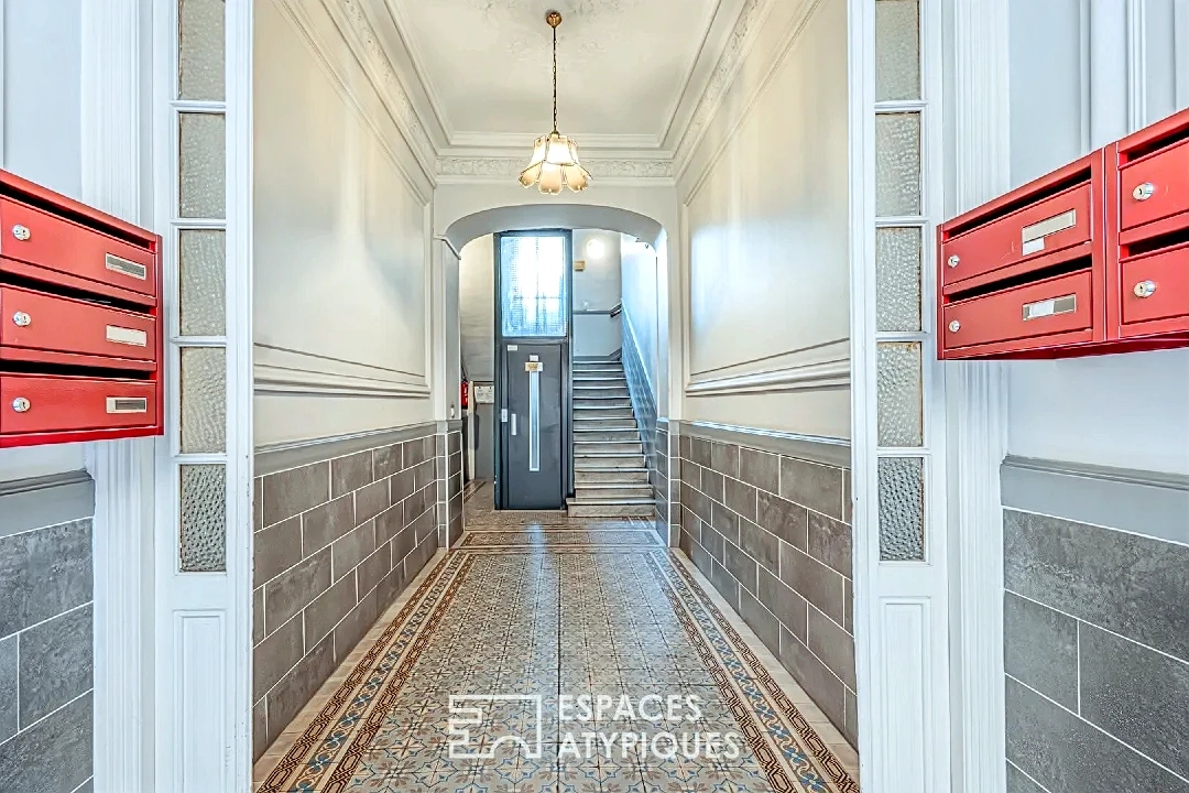 Loft d’exception situé au dernier étage avec extérieur