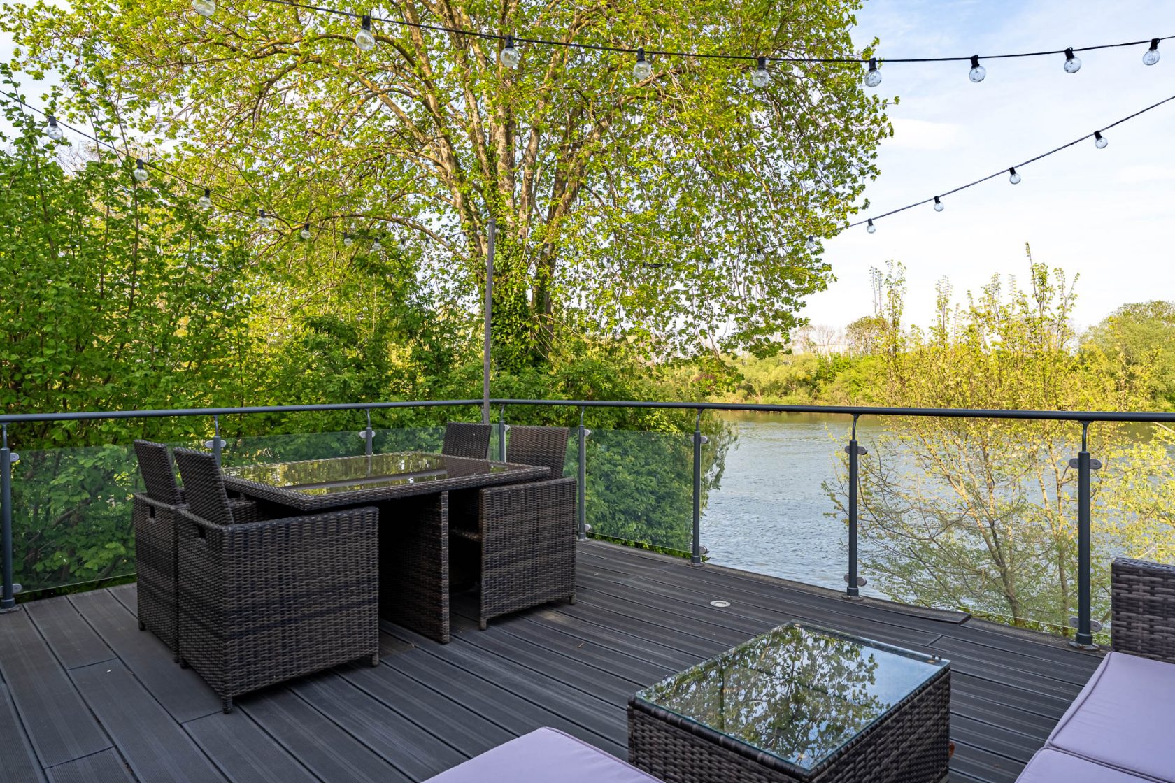 Maison avec terrasses, jardin et son appartement indépendant sur une île