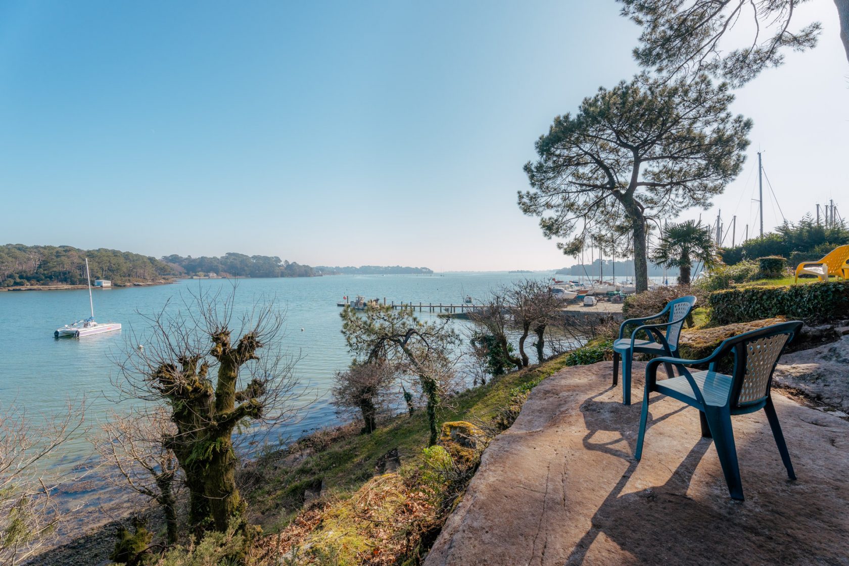 House with a dominant view of the Gulf of Morbihan in Baden