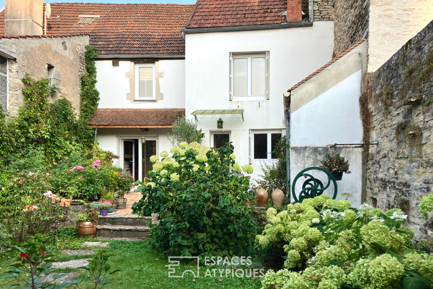 Renovated house with garden