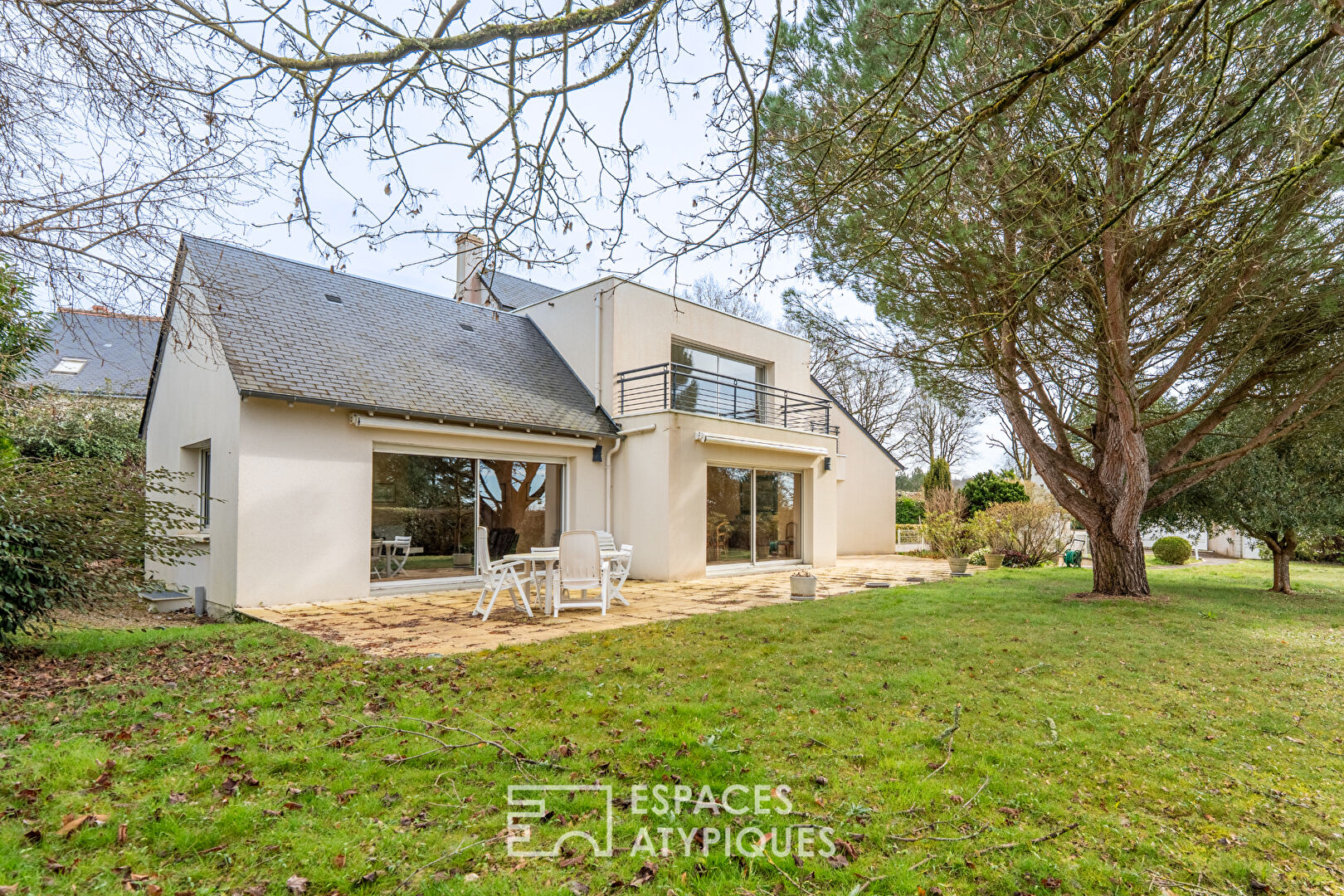 Maison d’architecte aux bords du Golf