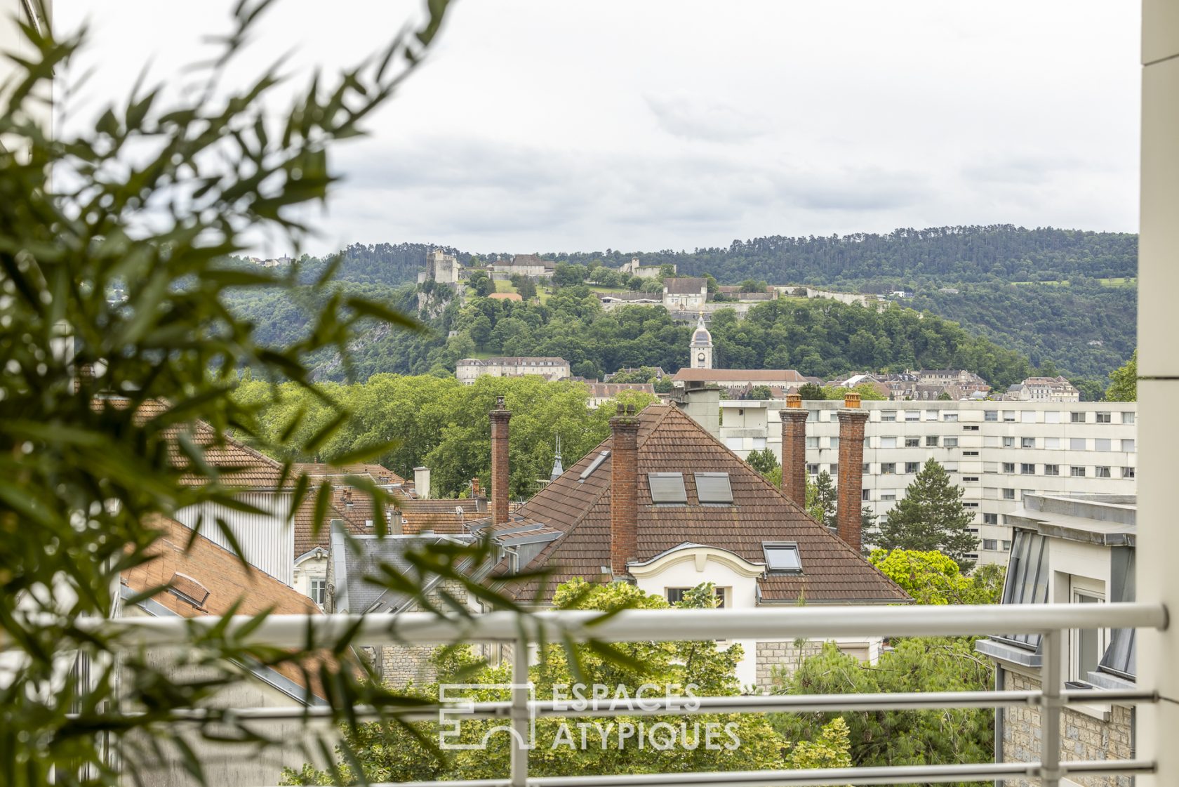 “Like new” apartment in the Capitole