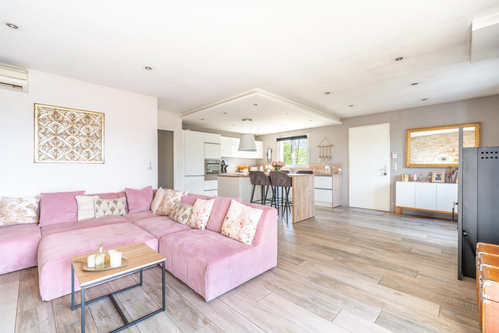 Modern and functional villa a few minutes from Villefranche sur Saone