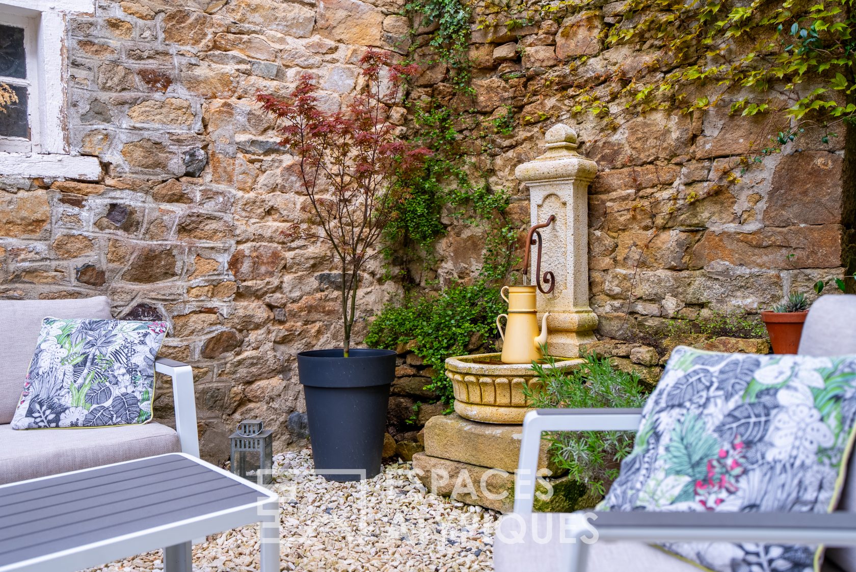 Elégance et raffinement pour cette maison bourgeoise en centre de Broons