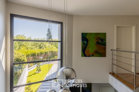 Architect-designed house with top-of-the-range features