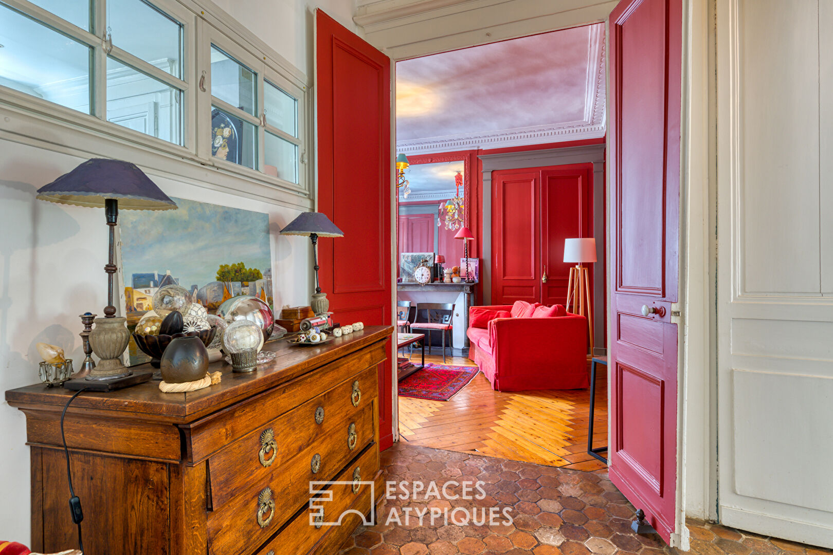 Mansion with Private Garden in the City Center