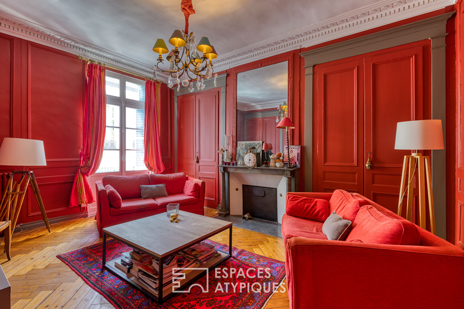 Mansion with Private Garden in the City Center