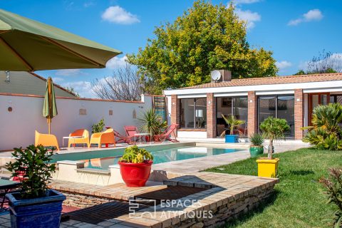 Villa familiale avec dépendances et piscine à débordement