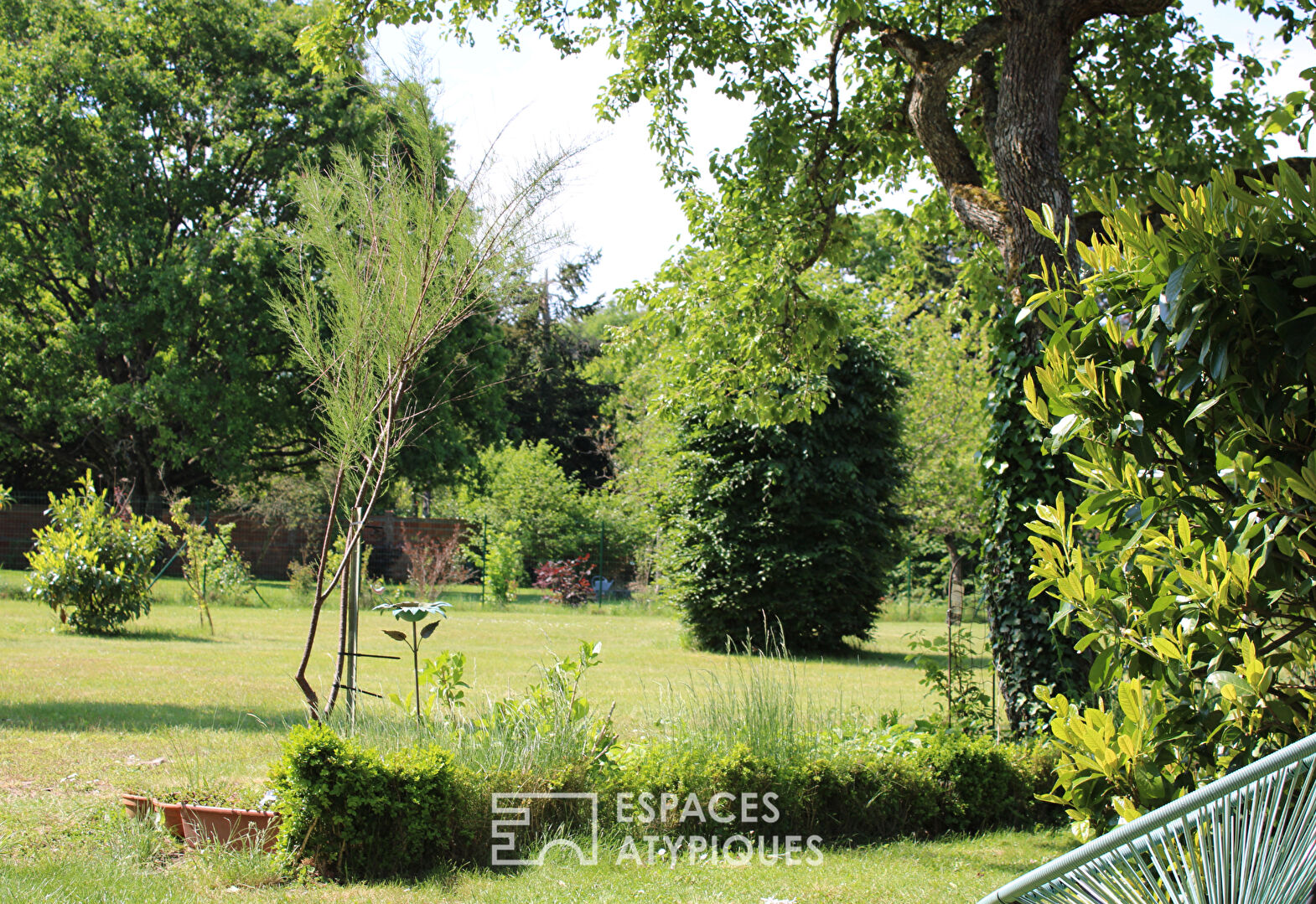 Maison de maître avec jardin proche de la forêt