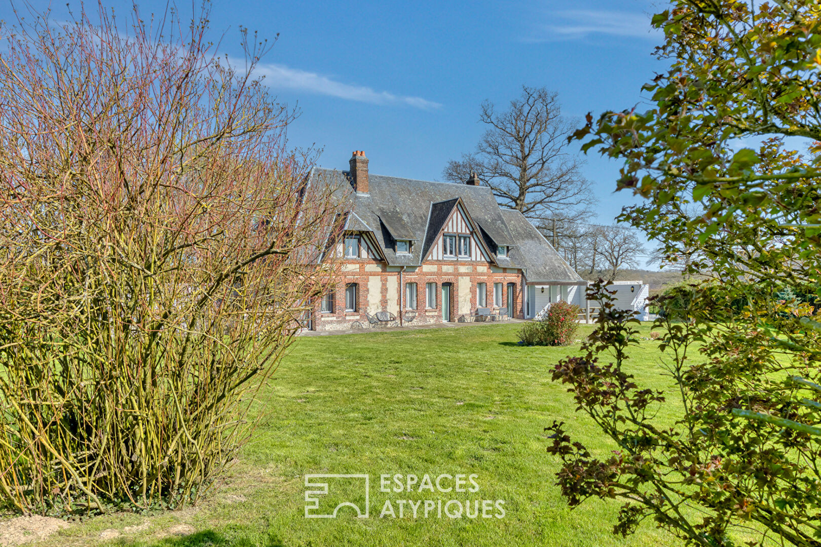 Charming Norman house on landscaped grounds with paddock and swimming pool
