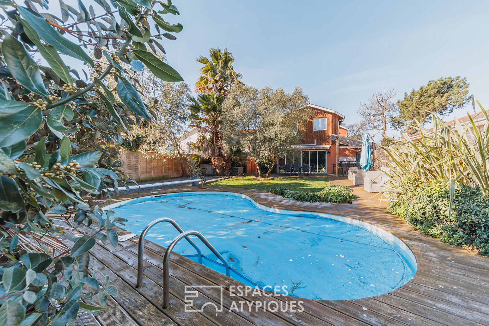 Maison familiale avec piscine à l’Aiguillon