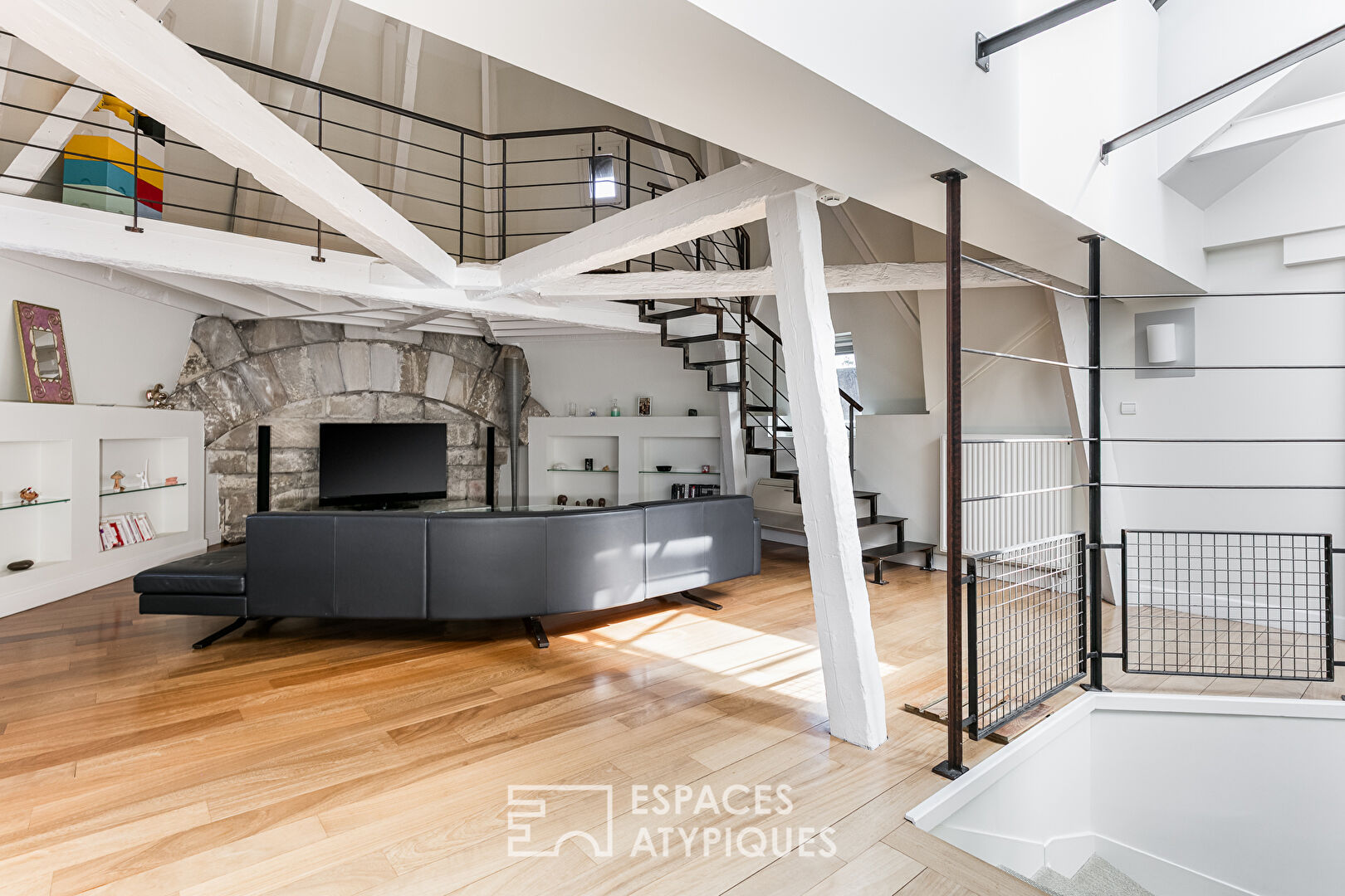Appartement loft dernier étage en hyper-centre