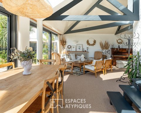 Demeure de charme en bord de mer – L’élégance à fleur de lumière