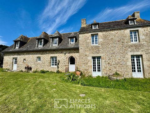 Renovated farmhouse by the sea