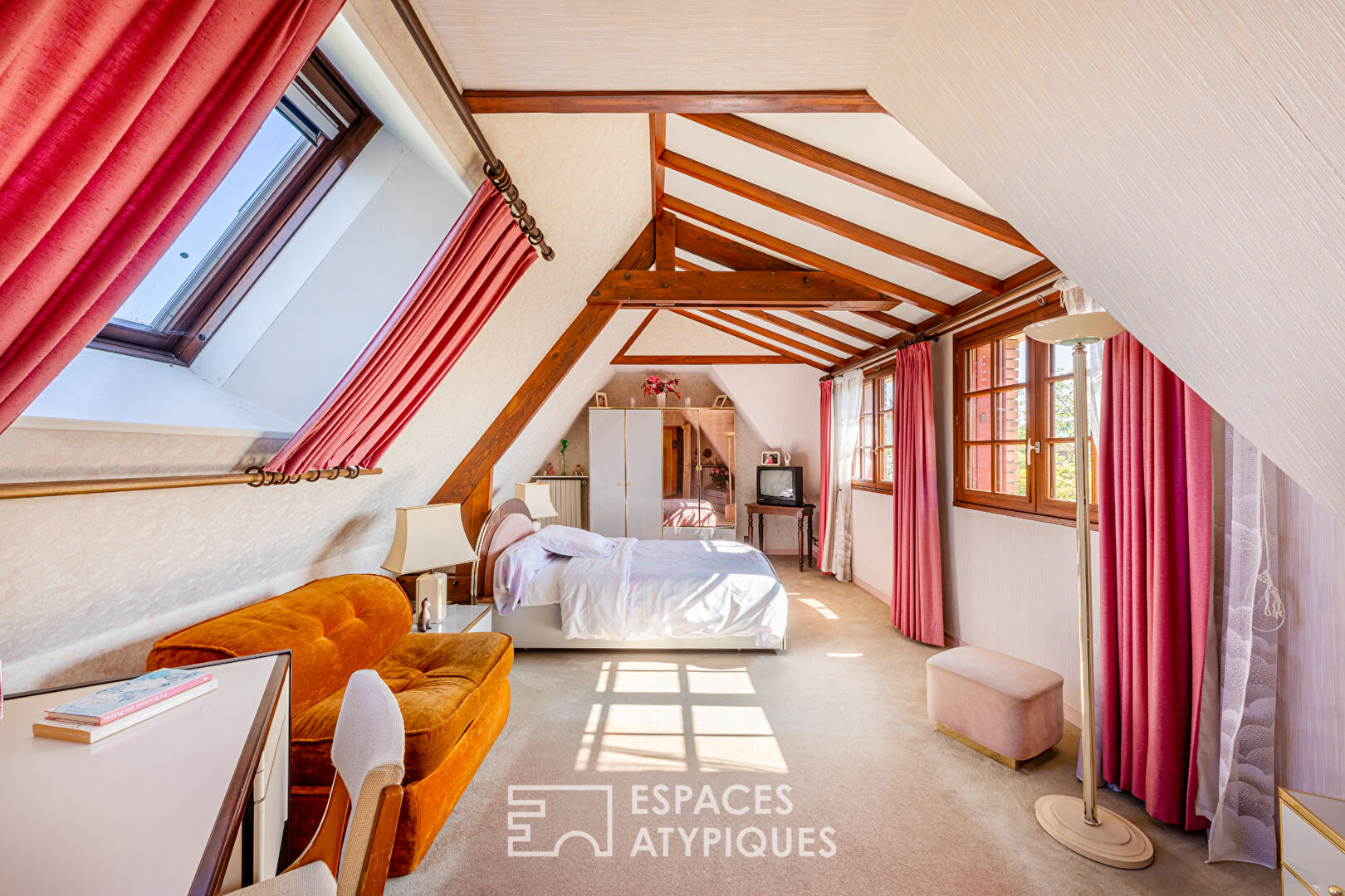 Belle Maison des années 50 dans son écrin de verdure à Soisy sous Montmorency