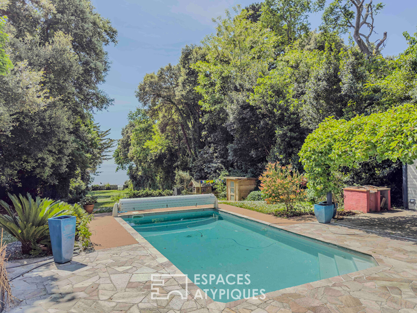 Villa avec piscine face à l’Océan !