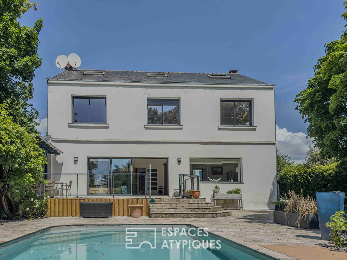 Villa avec piscine face à l’Océan !