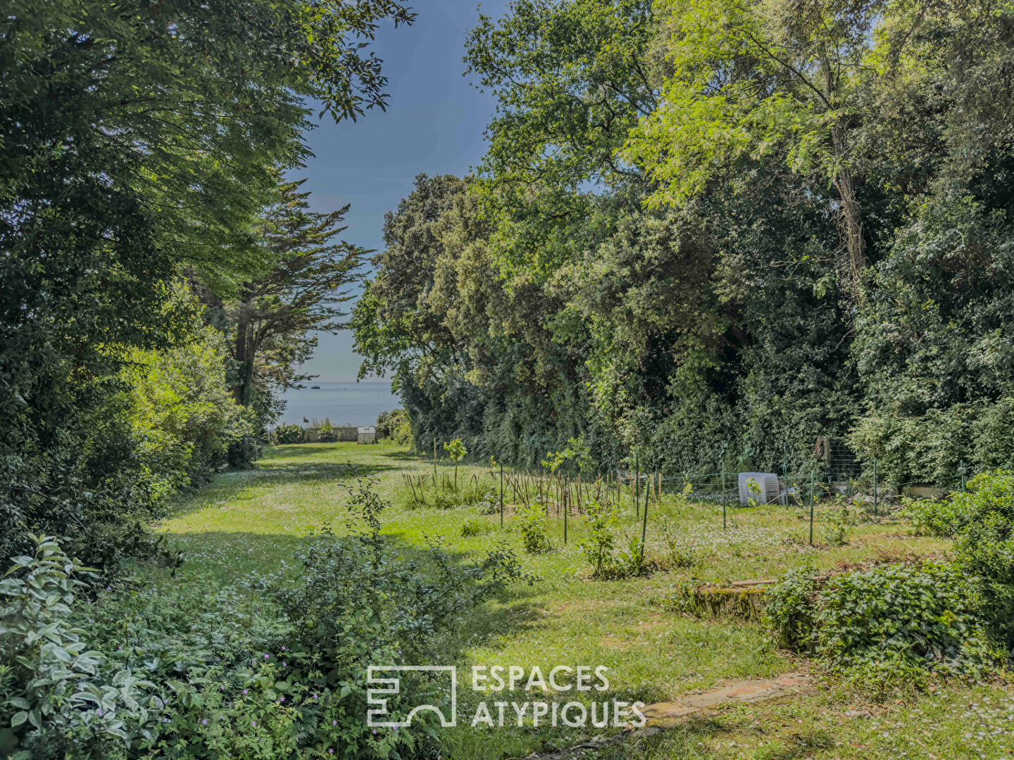 Villa avec piscine face à l’Océan !