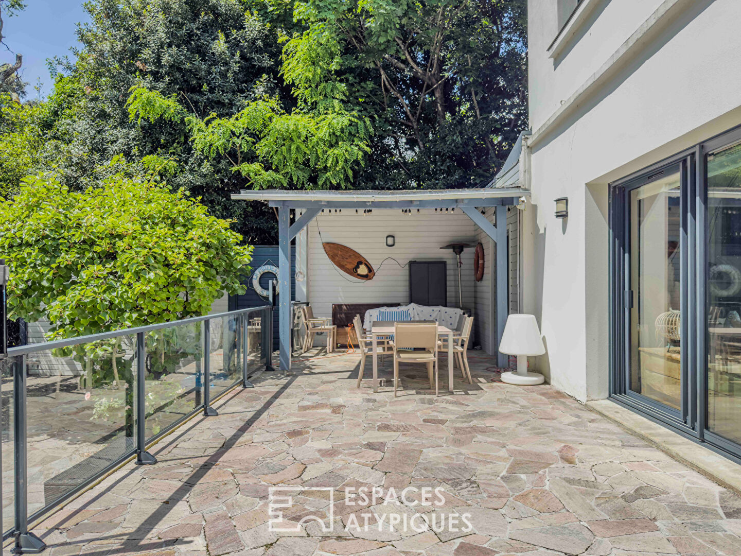 Villa avec piscine face à l’Océan !