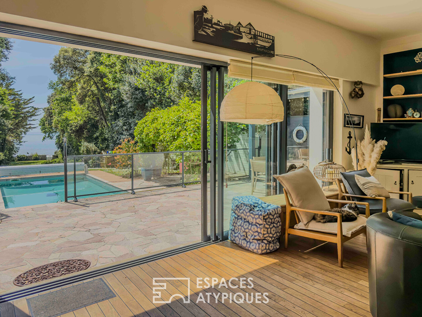 Villa avec piscine face à l’Océan !