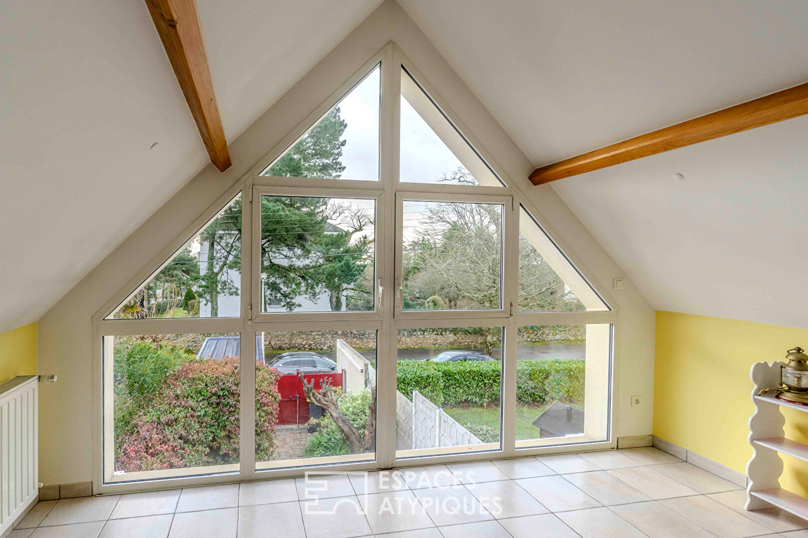 Maison-appartement dans le quartier prisé de Porcé !