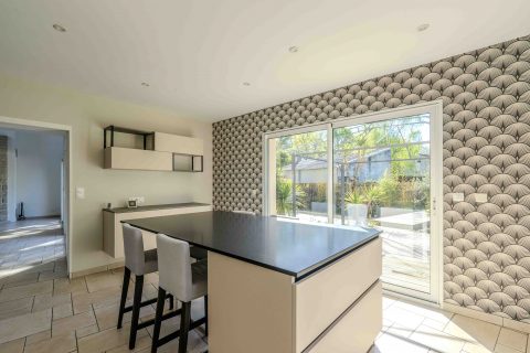 Grande maison d&rsquo;architecte avec piscine