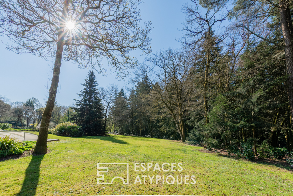 Maison d’architecte vintage et son parc boisé à quinze minutes de Rennes