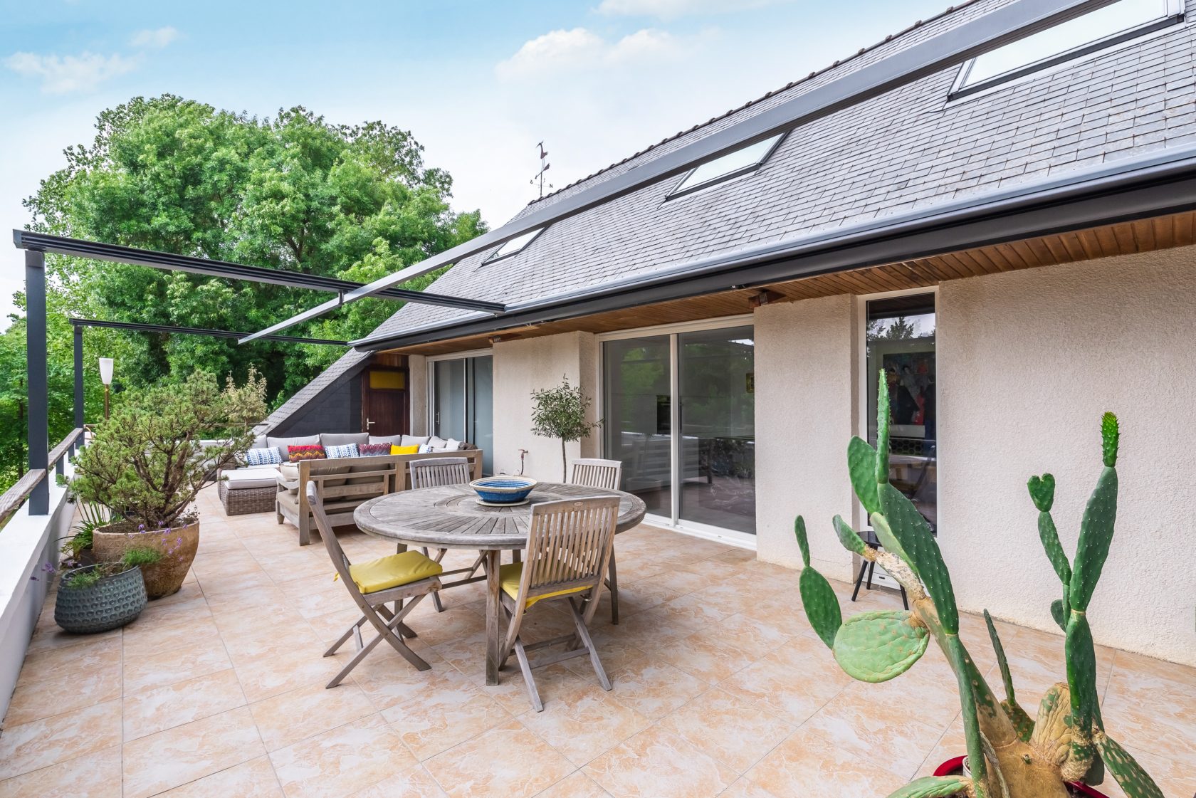 Renovated architect’s house and its haven of peace